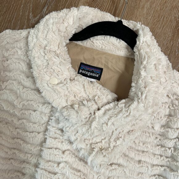 Patagonia Pelage Jacket Cream Colored Faux Fur Lined Full Zip Size M - Picture 3 of 5